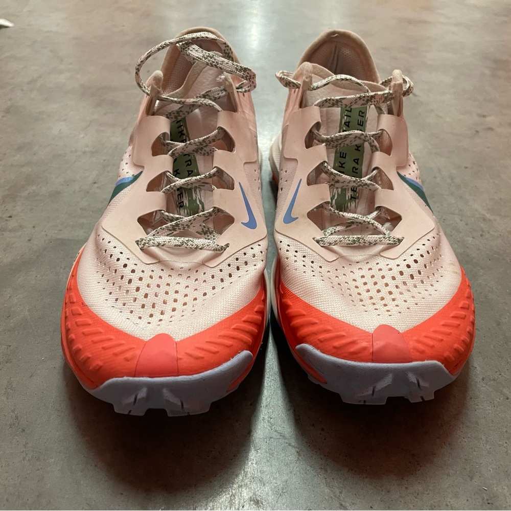 Nike Air Zoom Terra Kiger 7 Hike Trail Shoes Soft Pink Ember women’s Size 7